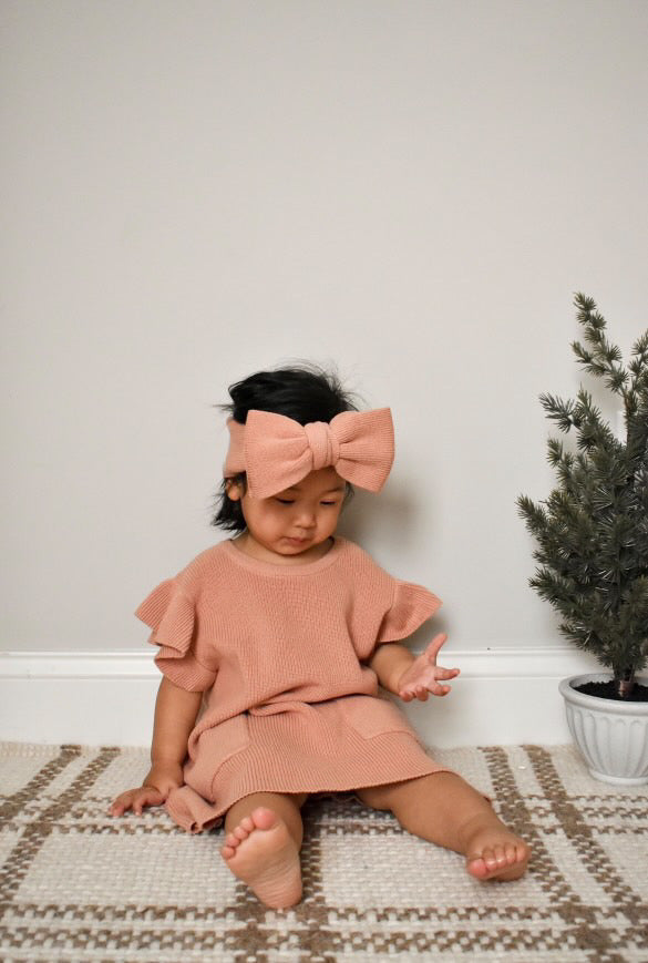 Knit Bow Headband: Coral