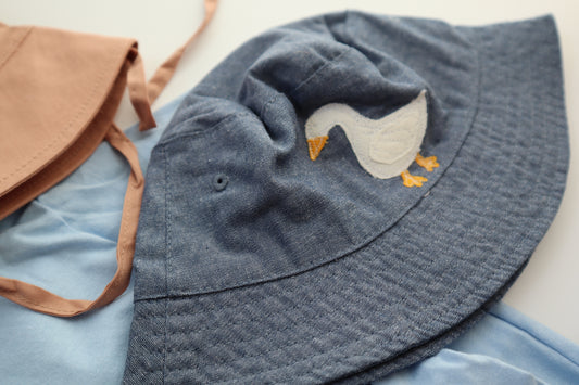 Goose blue sun hat 2-4Y