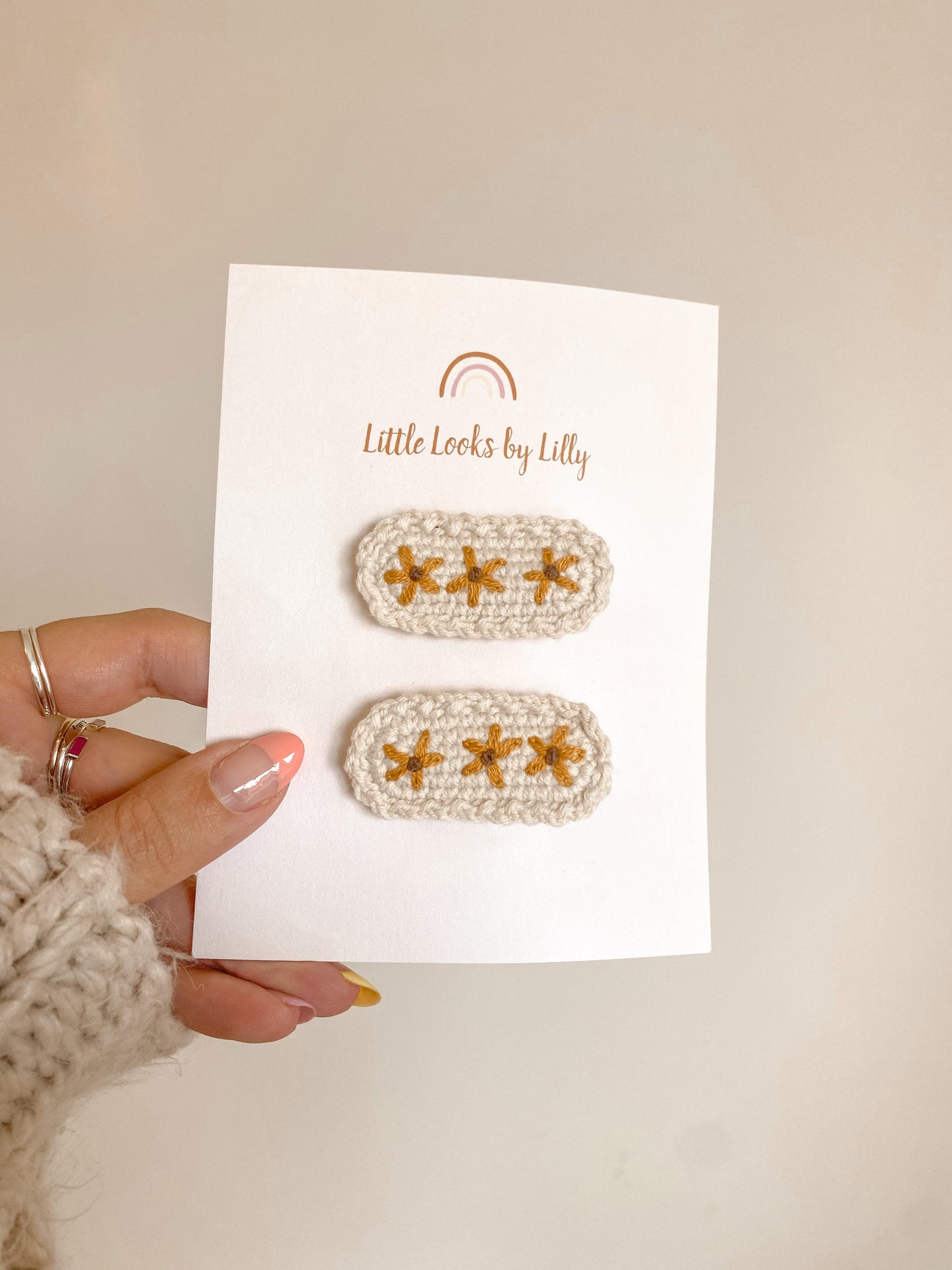 Crocheted buttercup clip