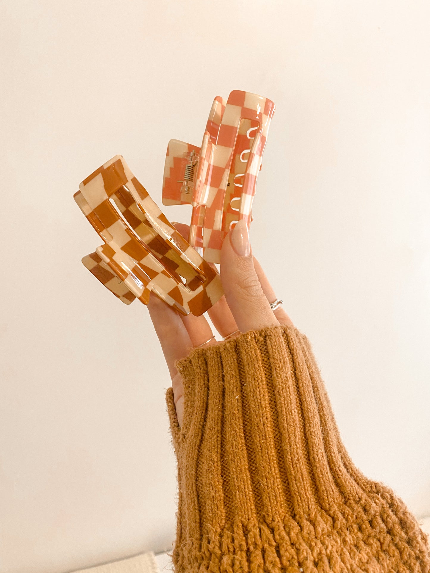 Gingham claw clip