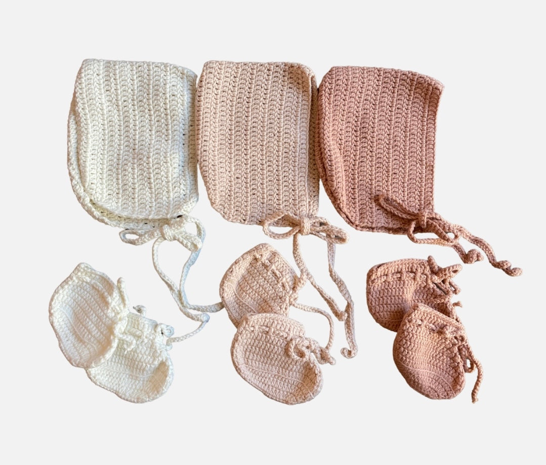 Crocheted Newborn booties