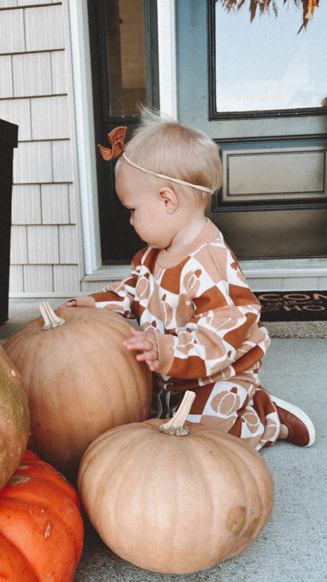 Checkered Pumpkin Set