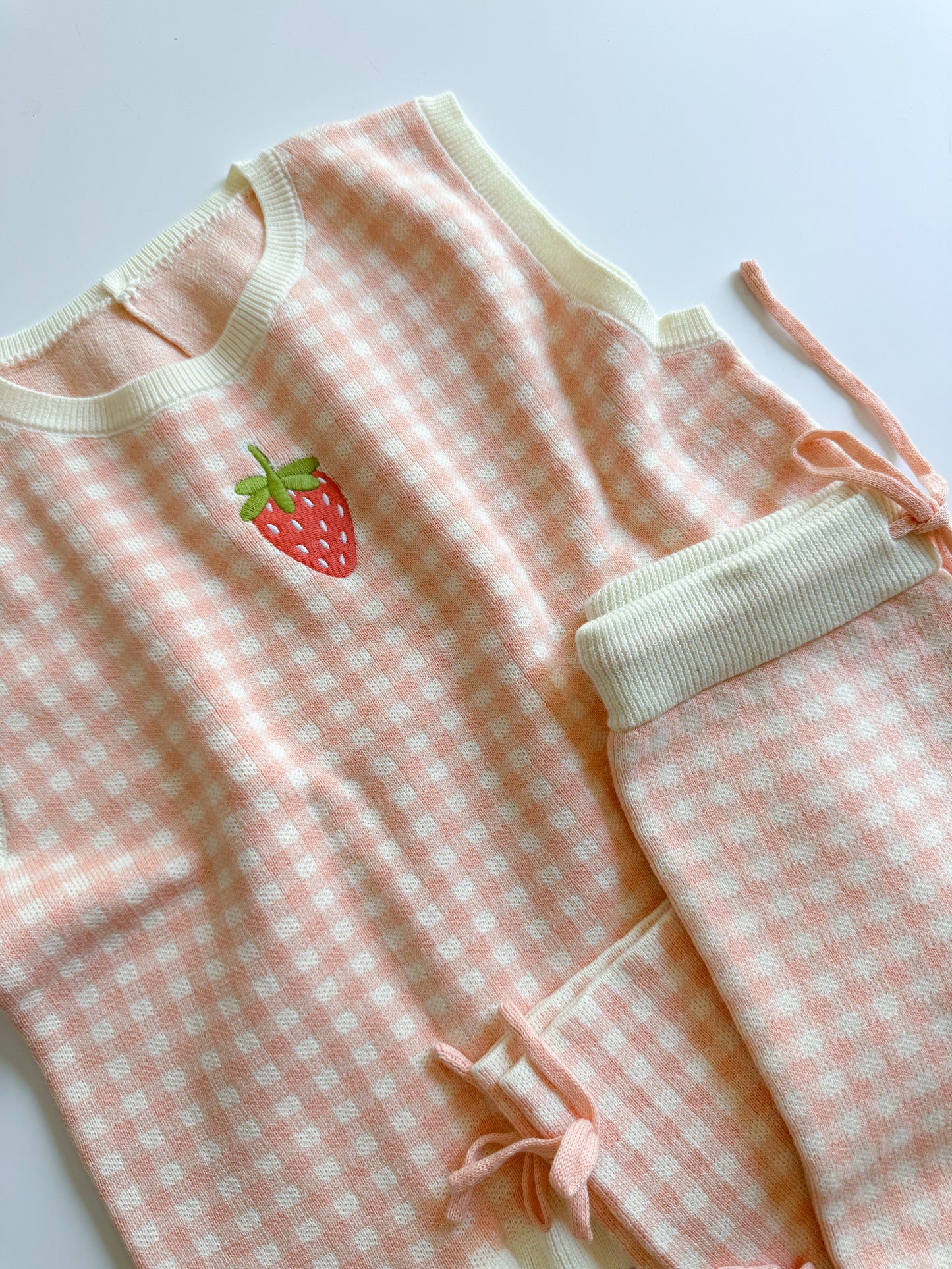Strawberry Gingham Set